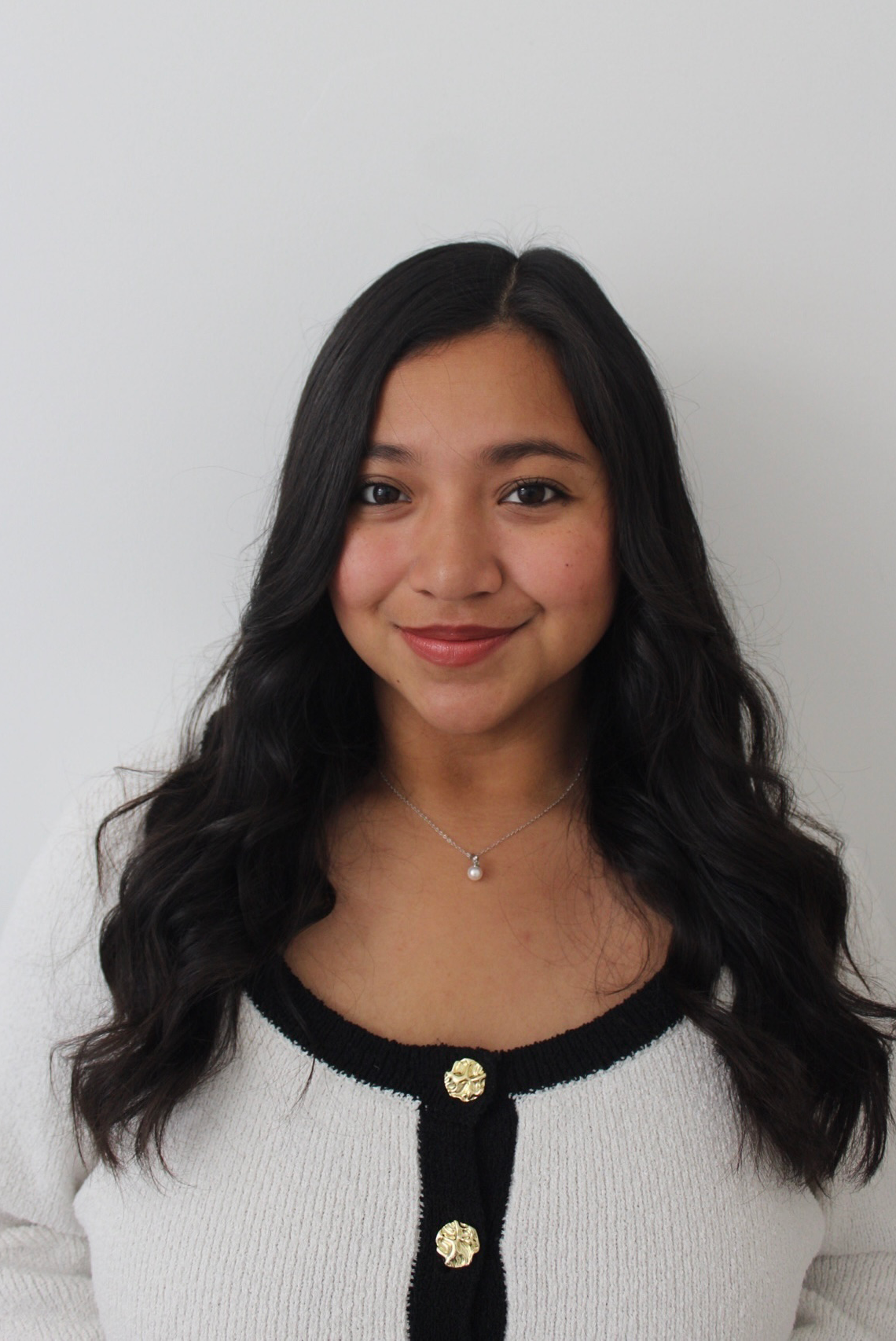 Alicia Headshot